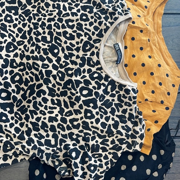 Multiple tshirts 💕 - Picture 4 of 4